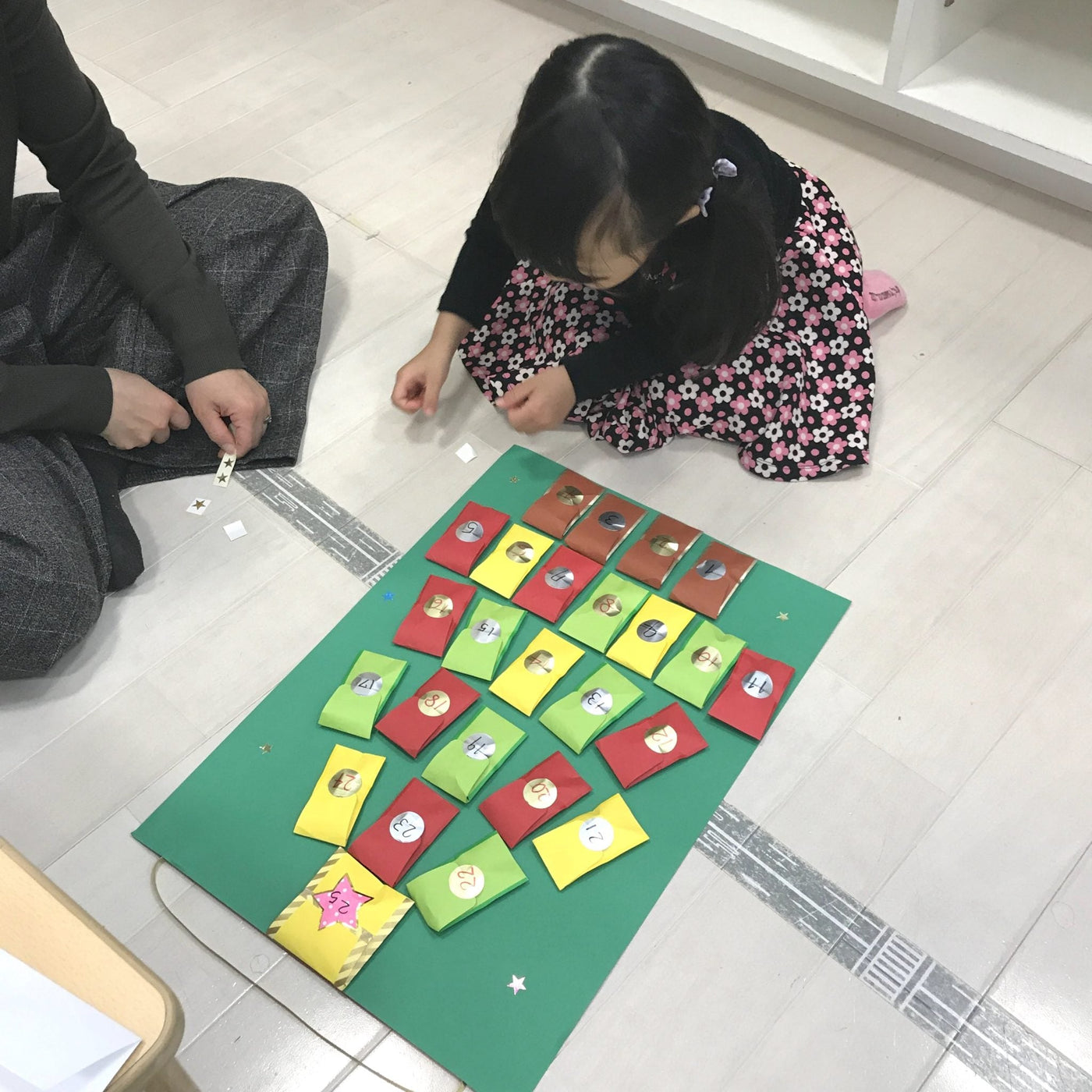 二子玉川ニコのおうちにて「チョコレートのアドベントカレンダー」のワークショップを開催しました - ショコラ・ダ・ファミリア - Chocolate de Familia